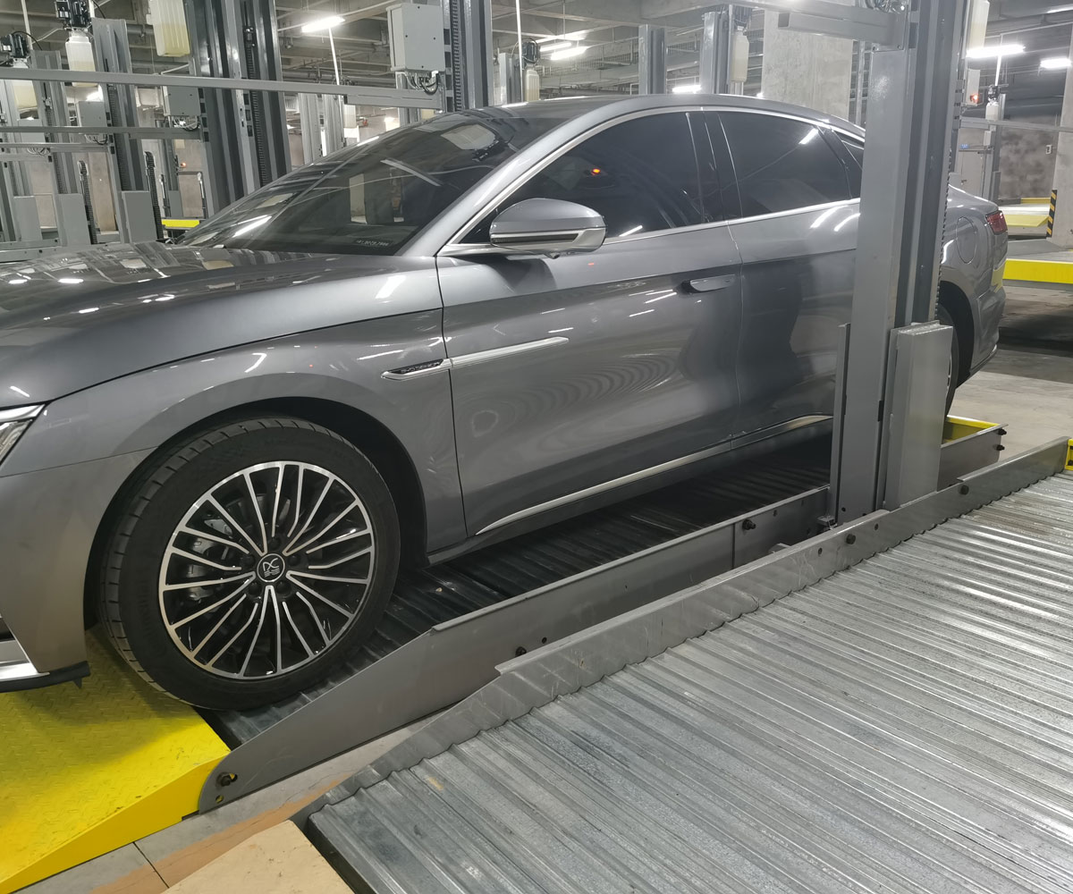 東坡升降平移式機械式立體停車設(shè)備二手