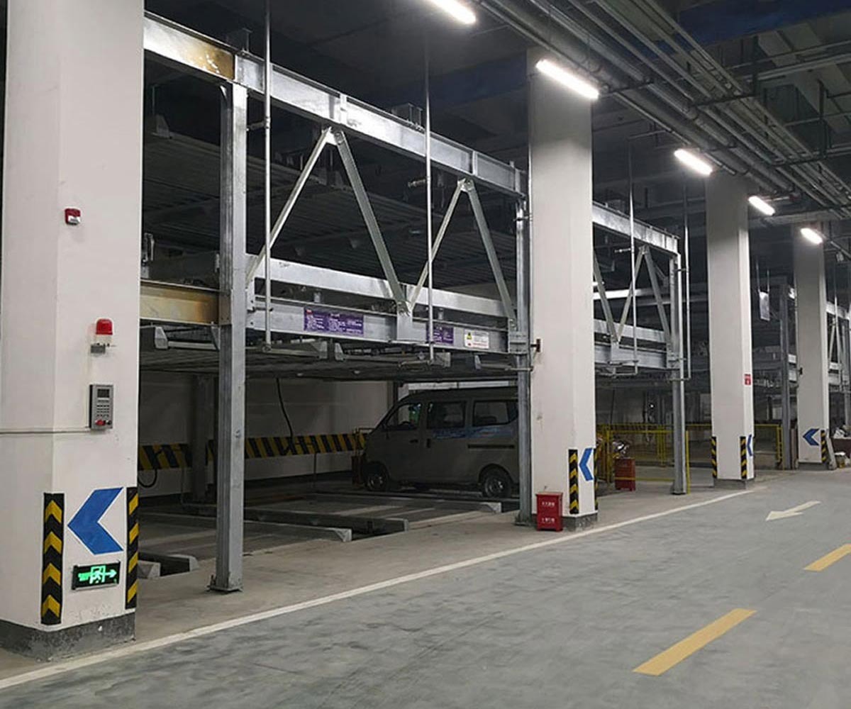 西區(qū)四柱式機械停車安裝