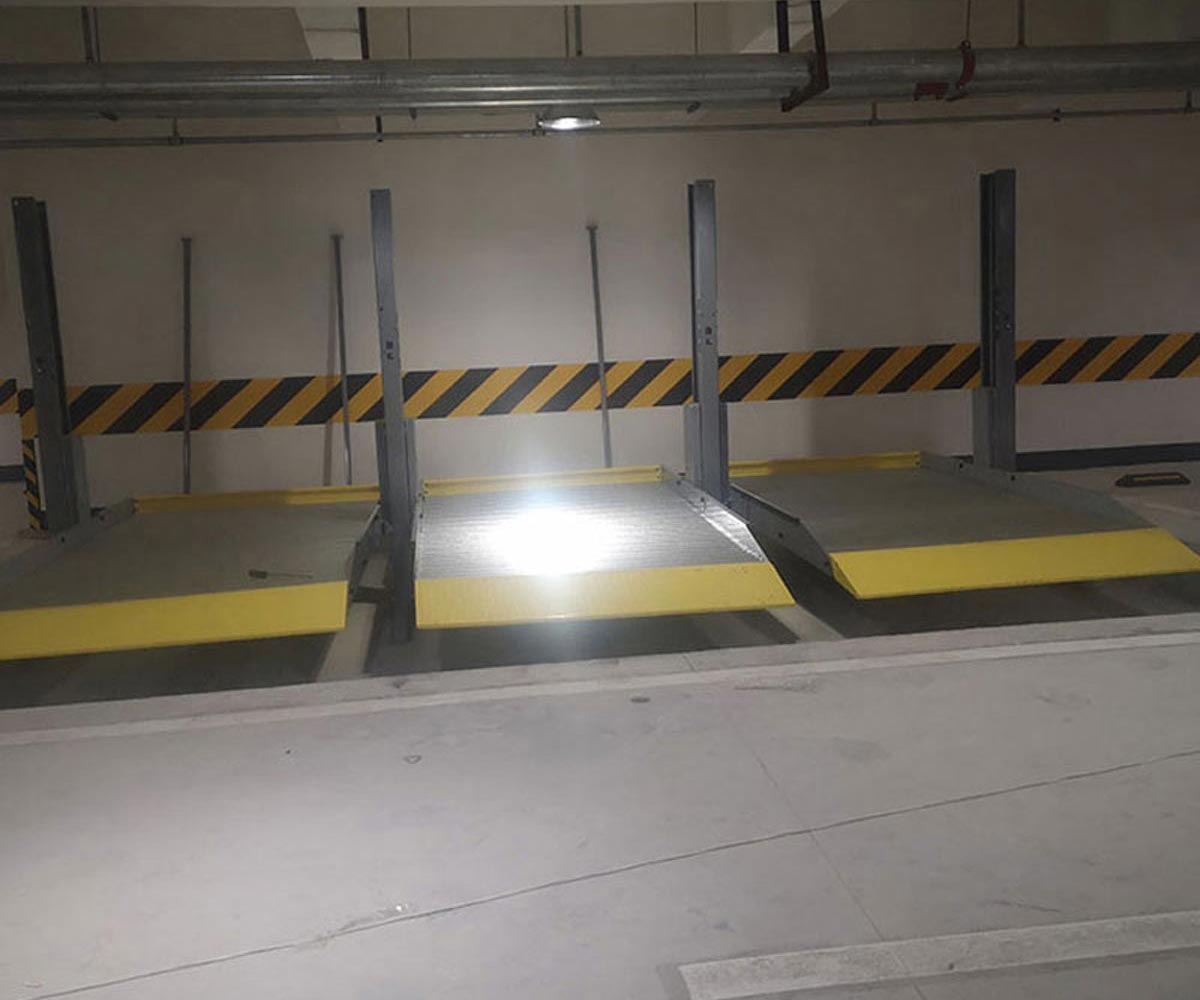 秀山雙柱簡易升降類機械式立體車庫維保