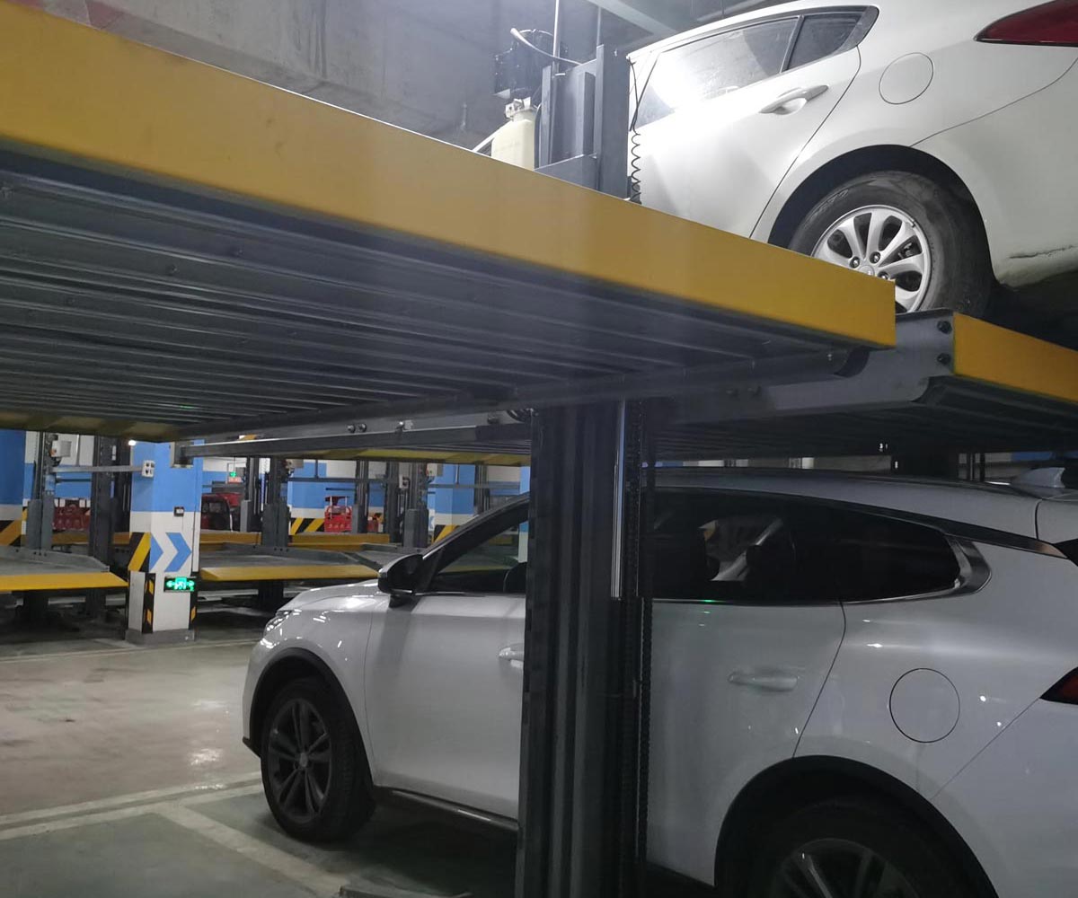 渝中四柱簡易類機械立體停車設(shè)備二手