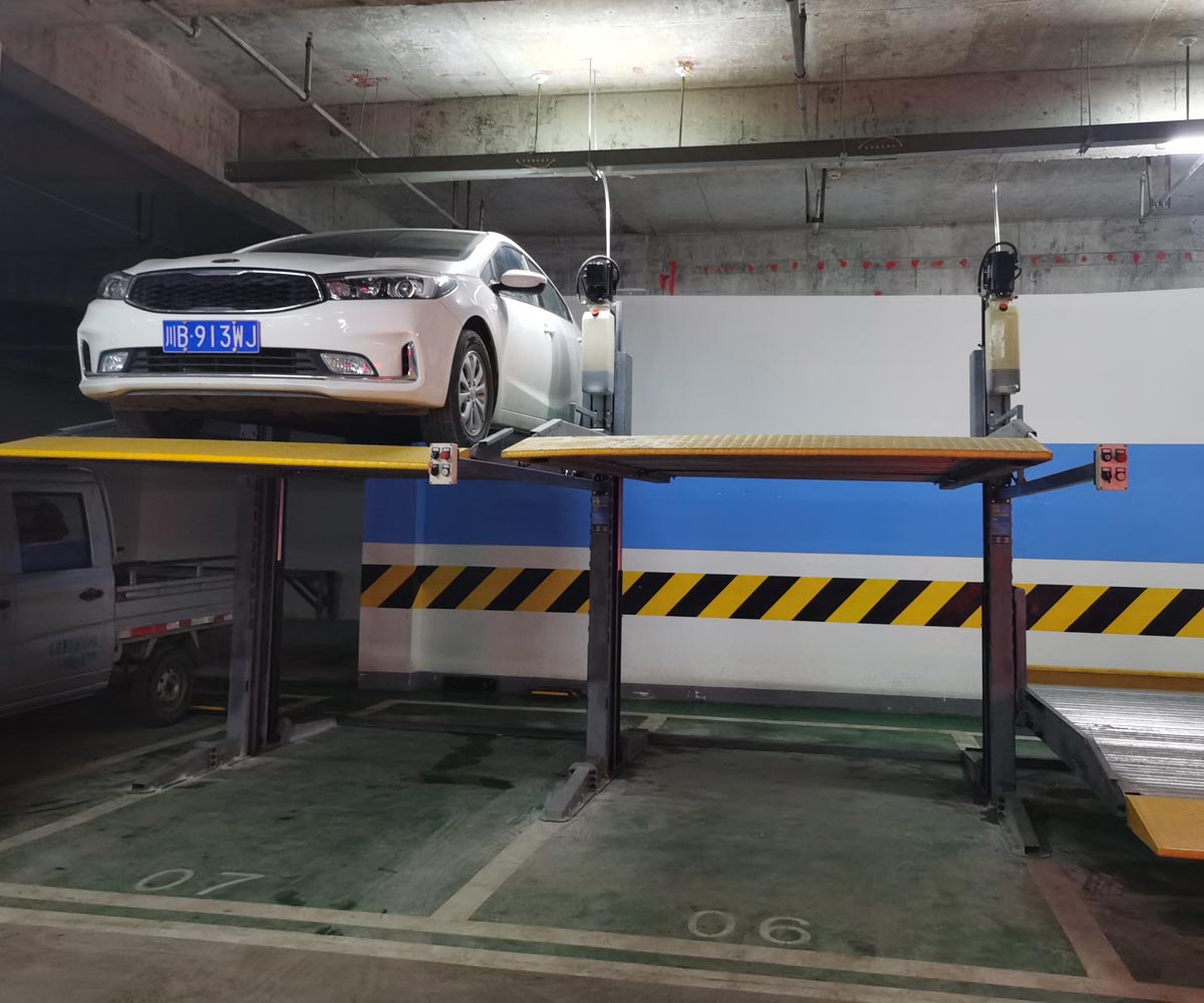 大竹PJS四柱簡(jiǎn)易升降機(jī)械式立體停車(chē)設(shè)備